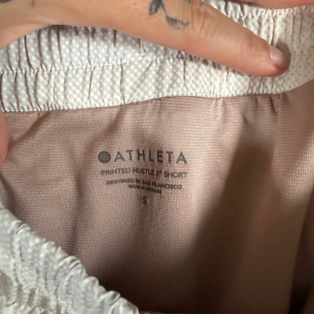 athleta womens white and gray printed hustle shorts 3" white size small sports - Picture 2 of 7